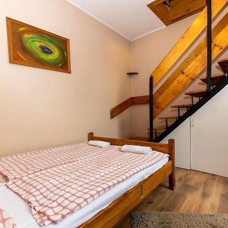 Csillagtúra Panzió Acomodação com café da manhã Eger Exterior foto